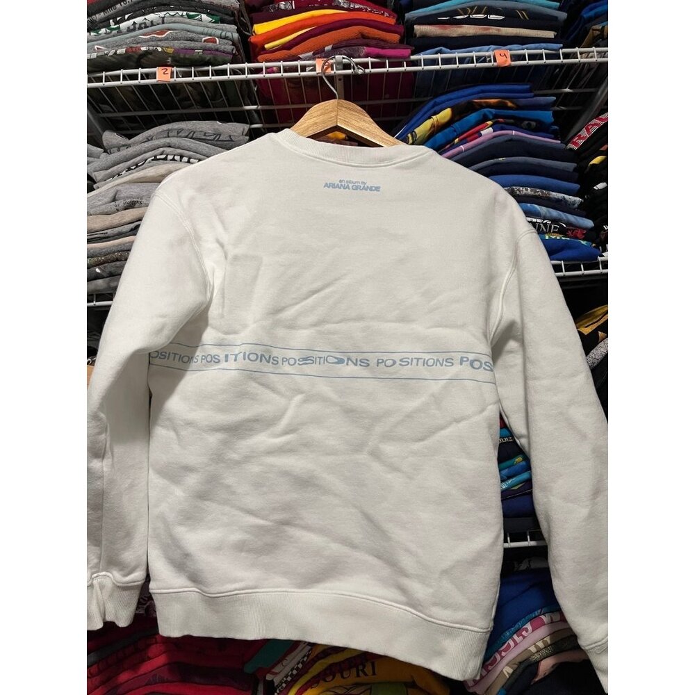 Ariana Grande sweater - Picture 3 of 3